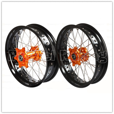 Zwarte aluminium motorfiets Supermoto wielen met CNC-hub en 3.50-17 &quot;5.00-17&quot; velgen